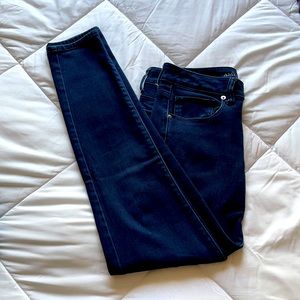 Skinny blue jeans